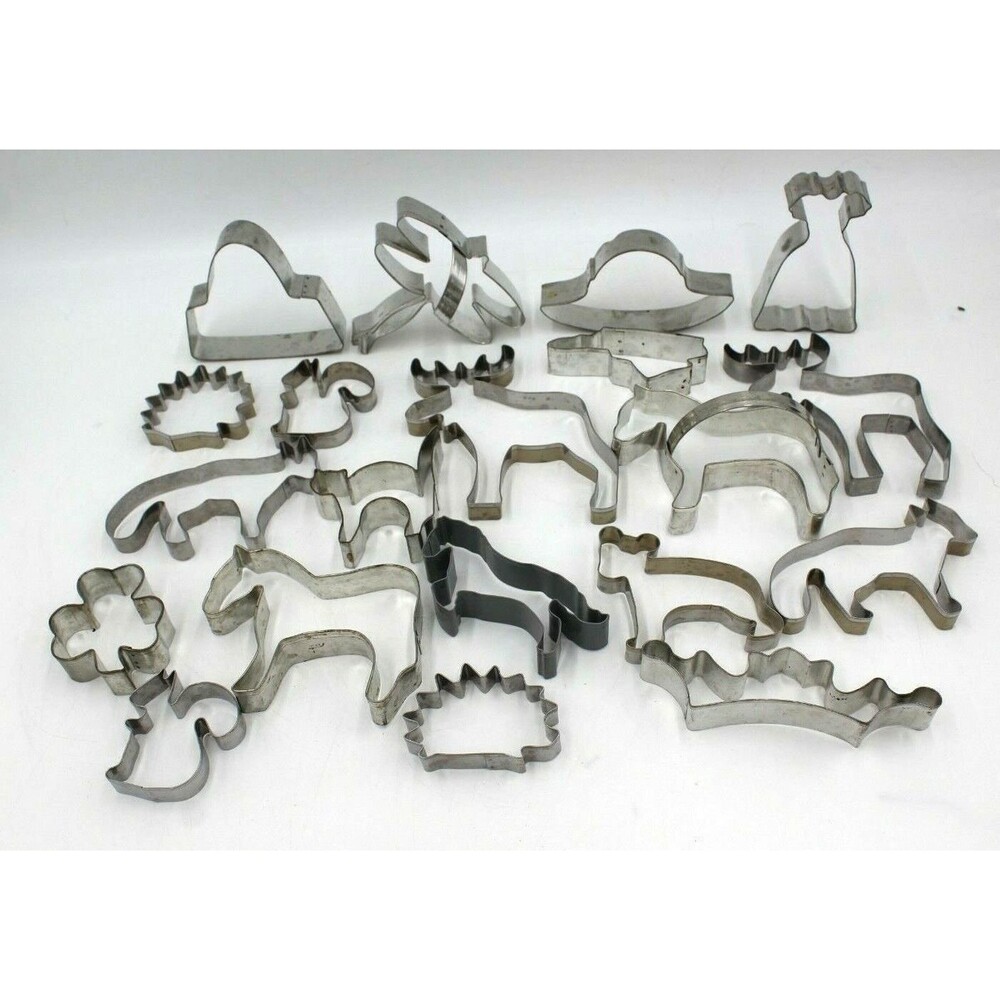 Lot of 20 Cookie Cutters Tin Metal Moose Squirrel Bear Fox Animals Horse Variety